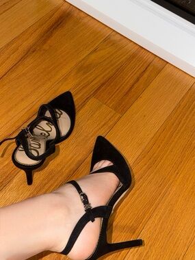 Women's Black Pointed-Toe Ankle-Strap Heels